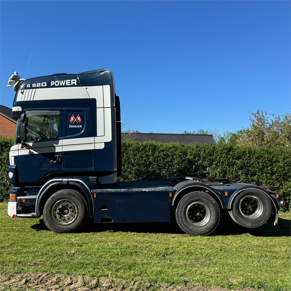 Scania R 620 - Vetopöytäauto: kuva Scania R 620 - Vetopöytäauto Scania R 620 - Vetopöytäauto: kuva Scania R 620 - Vetopöytäauto