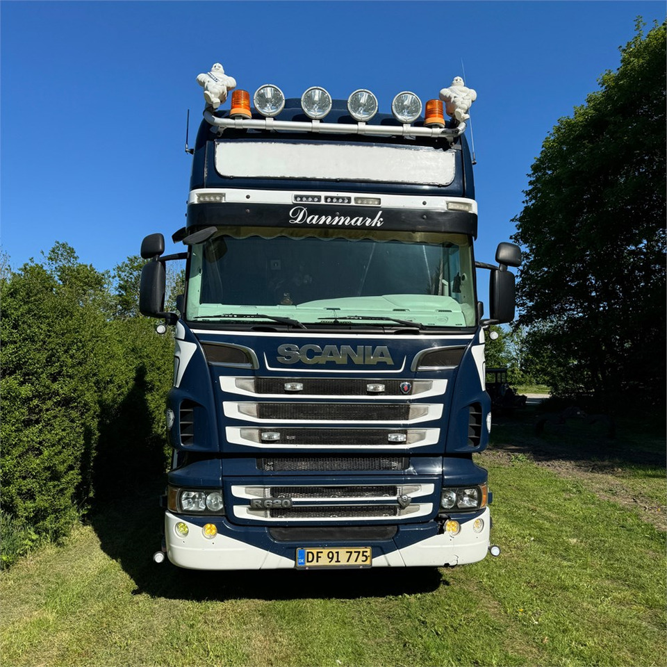 Scania R 620 - Vetopöytäauto: kuva Scania R 620 - Vetopöytäauto Scania R 620 - Vetopöytäauto: kuva Scania R 620 - Vetopöytäauto