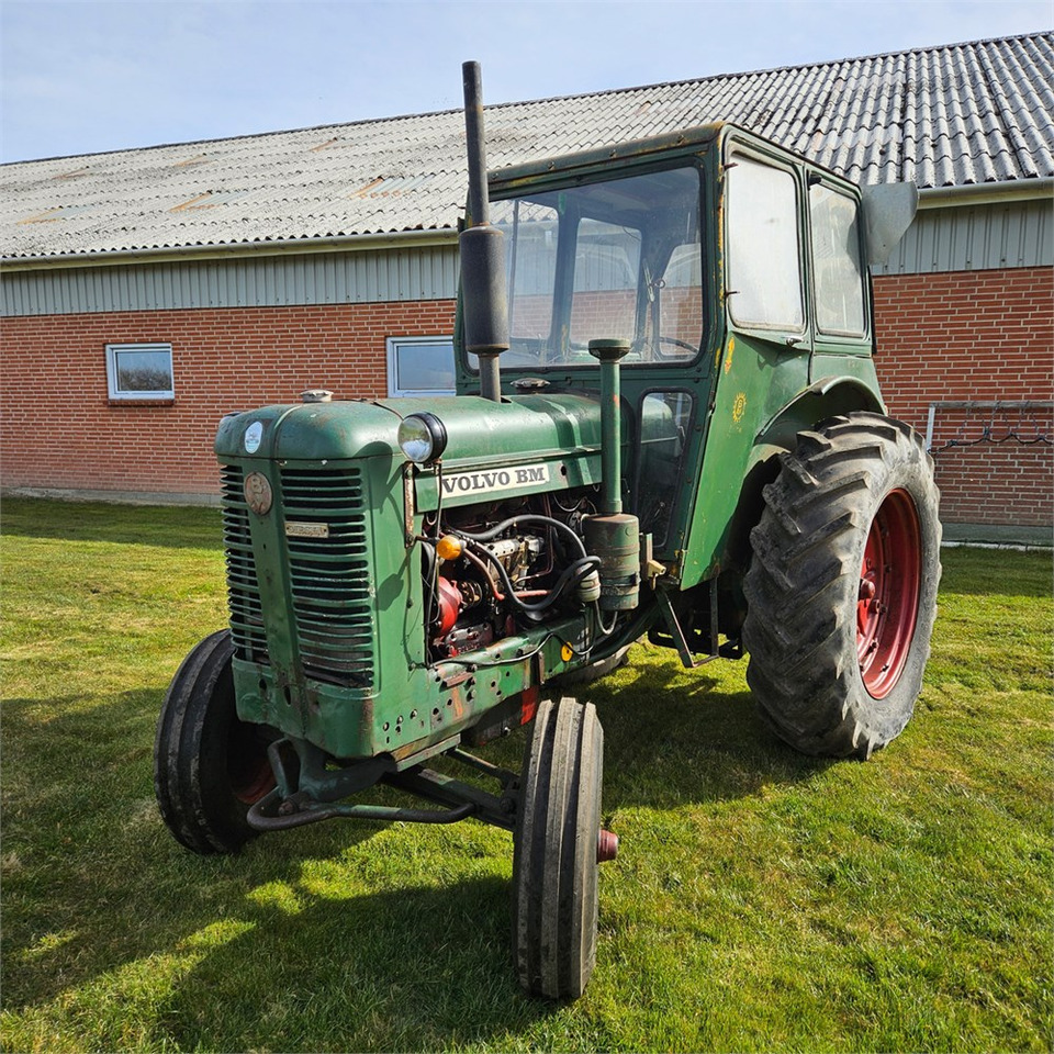 Volvo BM T55 - Traktori: kuva Volvo BM T55 - Traktori Volvo BM T55 - Traktori: kuva Volvo BM T55 - Traktori