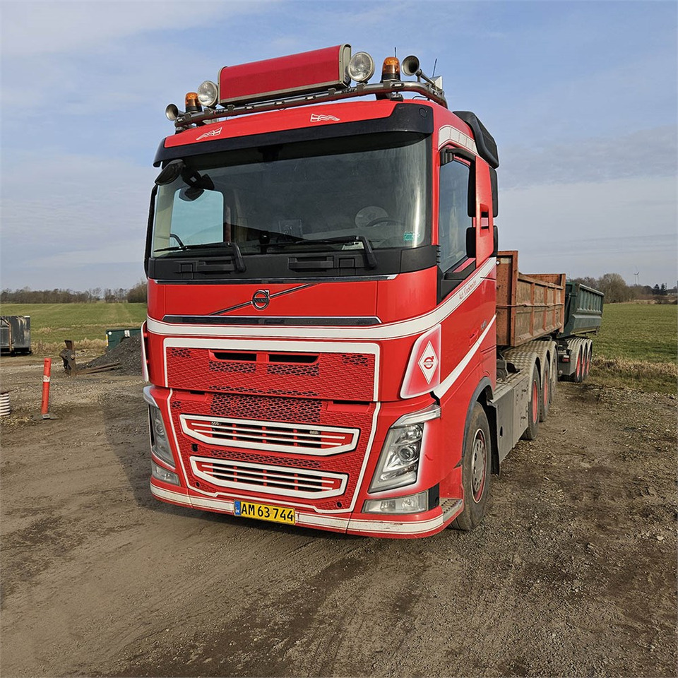 Volvo FH 540 - Kuorma-auto - vaijerivaihtolava: kuva Volvo FH 540 - Kuorma-auto - vaijerivaihtolava Volvo FH 540 - Kuorma-auto - vaijerivaihtolava: kuva Volvo FH 540 - Kuorma-auto - vaijerivaihtolava