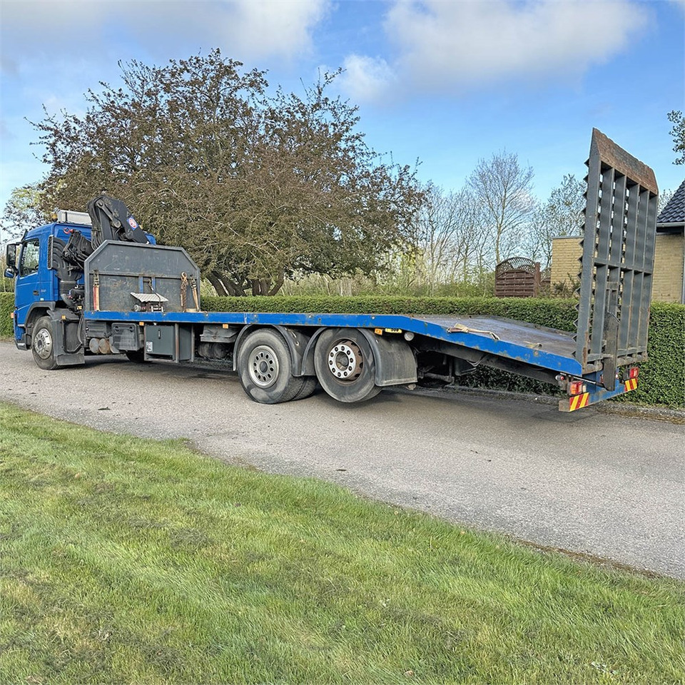 Volvo FM 330 6x2 - Hinausauto: kuva Volvo FM 330 6x2 - Hinausauto Volvo FM 330 6x2 - Hinausauto: kuva Volvo FM 330 6x2 - Hinausauto