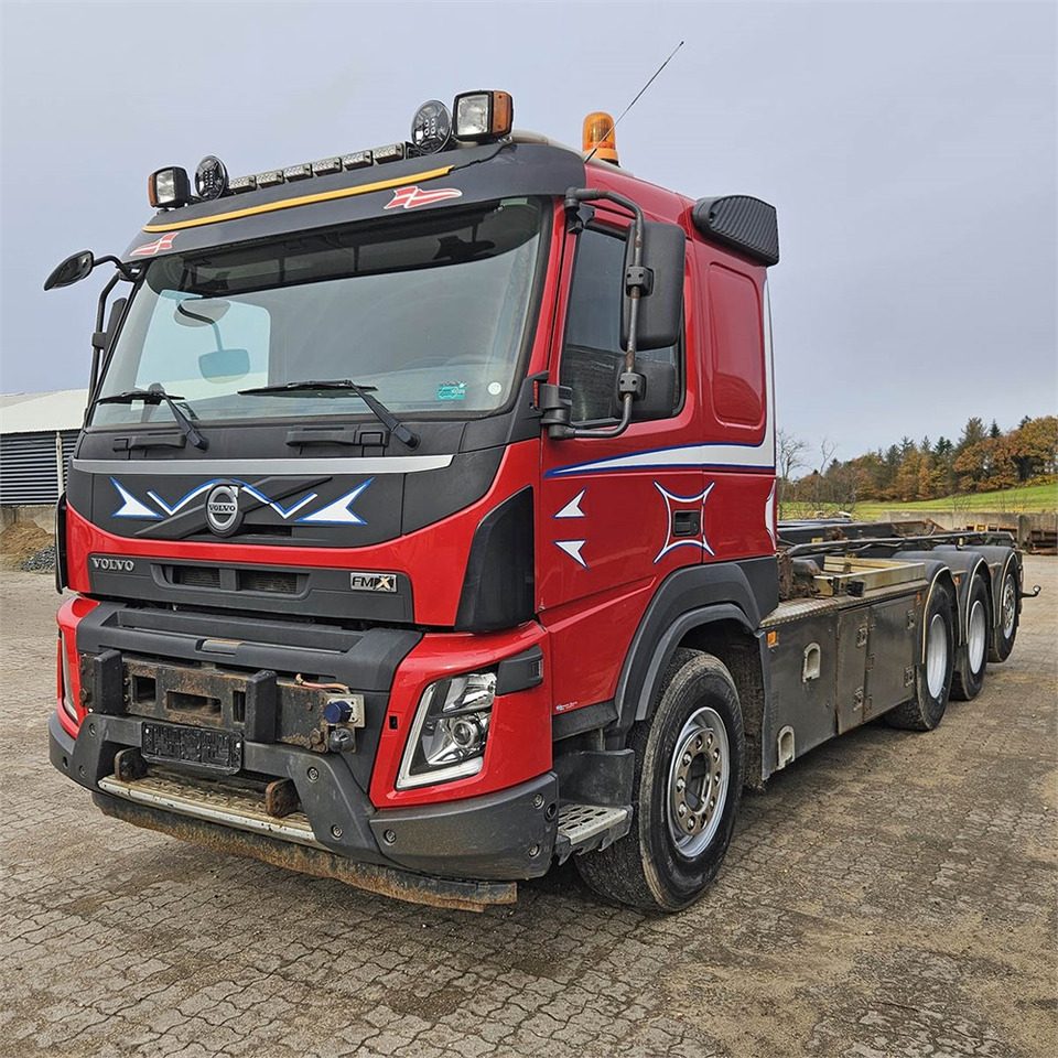 Volvo FMX 500 - Kuorma-auto - vaijerivaihtolava: kuva Volvo FMX 500 - Kuorma-auto - vaijerivaihtolava Volvo FMX 500 - Kuorma-auto - vaijerivaihtolava: kuva Volvo FMX 500 - Kuorma-auto - vaijerivaihtolava