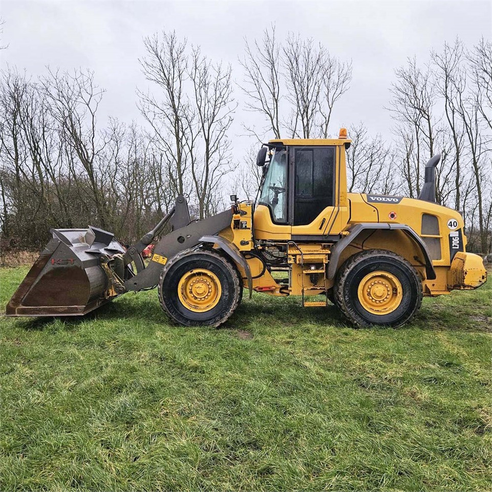 Volvo L70 G - Pyöräkuormaaja: kuva Volvo L70 G - Pyöräkuormaaja Volvo L70 G - Pyöräkuormaaja: kuva Volvo L70 G - Pyöräkuormaaja