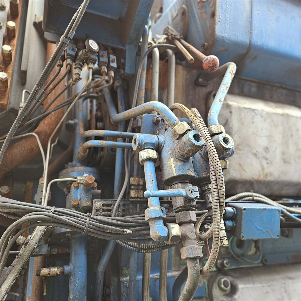 Sähkögeneraattori Wärtsilä 16V32 GD: kuva Sähkögeneraattori Wärtsilä 16V32 GD