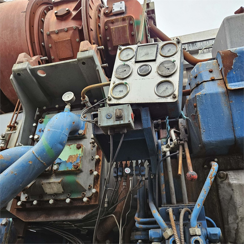 Sähkögeneraattori Wärtsilä 16V32 GD: kuva Sähkögeneraattori Wärtsilä 16V32 GD