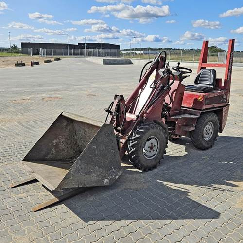 Weidemann 1030 D/P - Pyöräkuormaaja: kuva Weidemann 1030 D/P - Pyöräkuormaaja Weidemann 1030 D/P - Pyöräkuormaaja: kuva Weidemann 1030 D/P - Pyöräkuormaaja