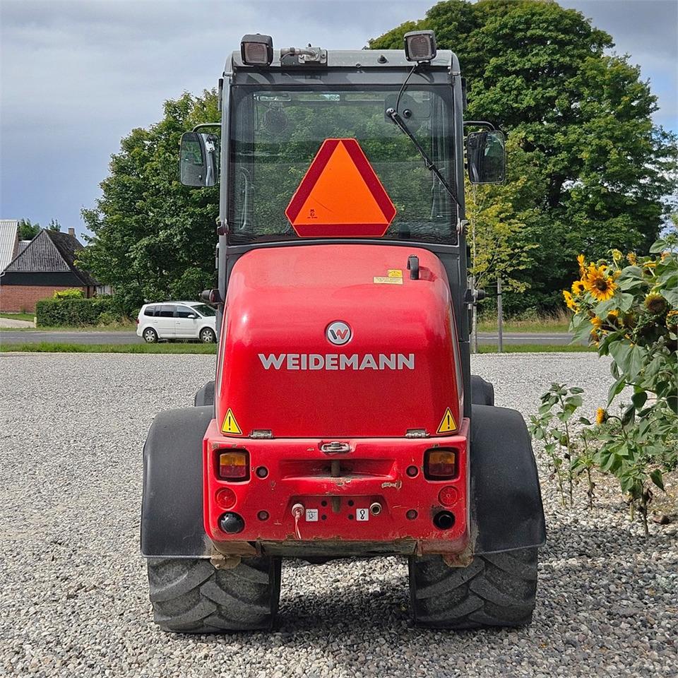 Weidemann 1370 CX50 - Liukuohjattu kuormaaja: kuva Weidemann 1370 CX50 - Liukuohjattu kuormaaja Weidemann 1370 CX50 - Liukuohjattu kuormaaja: kuva Weidemann 1370 CX50 - Liukuohjattu kuormaaja