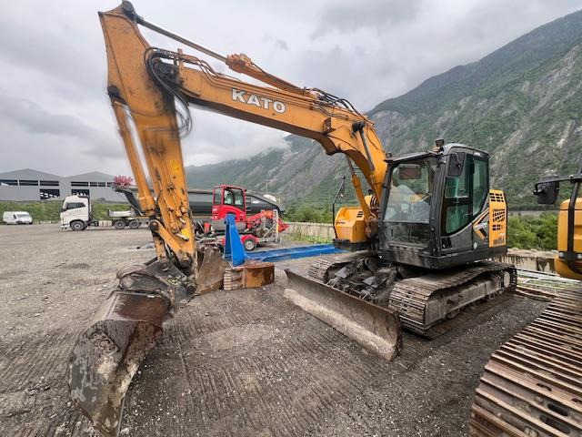 KATO HD 514MR-7 - Telakaivukone: kuva KATO HD 514MR-7 - Telakaivukone KATO HD 514MR-7 - Telakaivukone: kuva KATO HD 514MR-7 - Telakaivukone