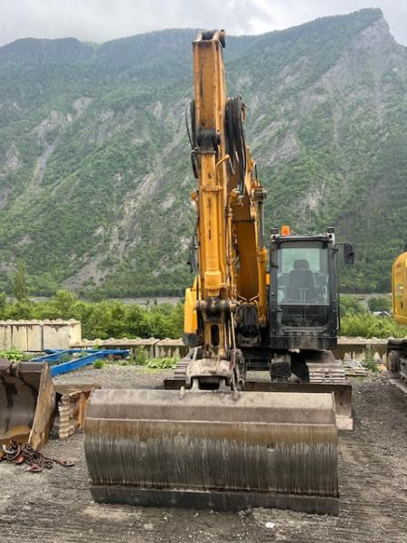 KATO HD 514MR-7 - Telakaivukone: kuva KATO HD 514MR-7 - Telakaivukone KATO HD 514MR-7 - Telakaivukone: kuva KATO HD 514MR-7 - Telakaivukone