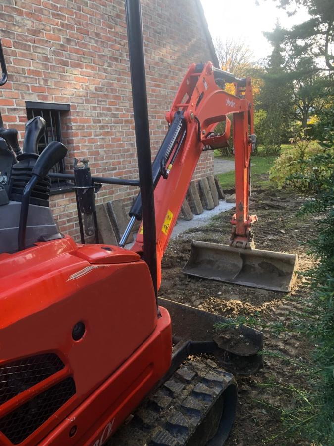 Kubota U 17-3 - Minikuormaaja: kuva Kubota U 17-3 - Minikuormaaja Kubota U 17-3 - Minikuormaaja: kuva Kubota U 17-3 - Minikuormaaja