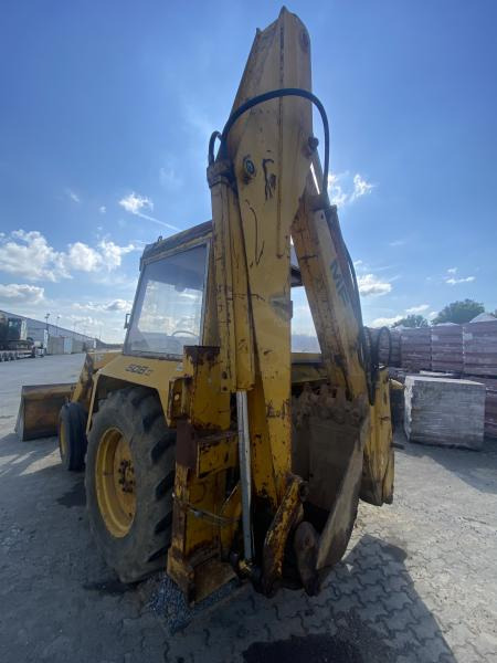 Massey Ferguson MF 50BII - Kaivuri-trukki: kuva Massey Ferguson MF 50BII - Kaivuri-trukki Massey Ferguson MF 50BII - Kaivuri-trukki: kuva Massey Ferguson MF 50BII - Kaivuri-trukki