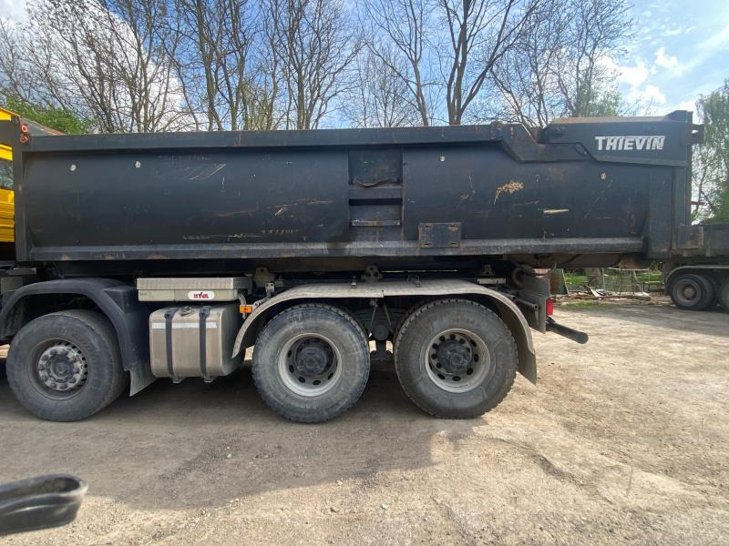 THIEVIN AMPLIROLL 6M40 - Päällirakenteet-kippiauto: kuva THIEVIN AMPLIROLL 6M40 - Päällirakenteet-kippiauto THIEVIN AMPLIROLL 6M40 - Päällirakenteet-kippiauto: kuva THIEVIN AMPLIROLL 6M40 - Päällirakenteet-kippiauto