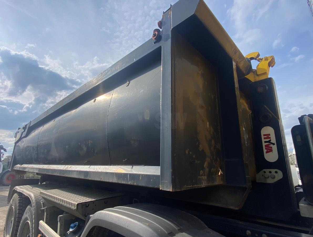 THIEVIN AMPLIROLL 6M40 - Päällirakenteet-kippiauto: kuva THIEVIN AMPLIROLL 6M40 - Päällirakenteet-kippiauto THIEVIN AMPLIROLL 6M40 - Päällirakenteet-kippiauto: kuva THIEVIN AMPLIROLL 6M40 - Päällirakenteet-kippiauto