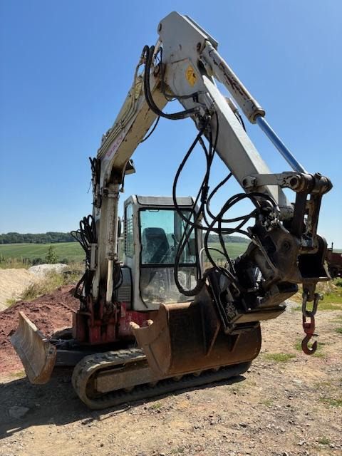 Takeuchi TB 153FR - Minikuormaaja: kuva Takeuchi TB 153FR - Minikuormaaja Takeuchi TB 153FR - Minikuormaaja: kuva Takeuchi TB 153FR - Minikuormaaja