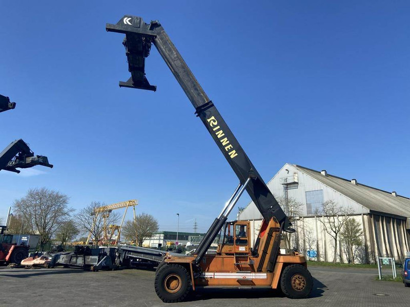 Kalmar DC4160RS4 - Konttikurottajat: kuva Kalmar DC4160RS4 - Konttikurottajat Kalmar DC4160RS4 - Konttikurottajat: kuva Kalmar DC4160RS4 - Konttikurottajat