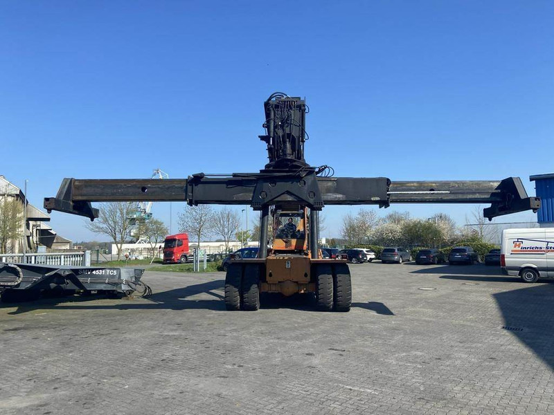 Kalmar DC4160RS4 - Konttikurottajat: kuva Kalmar DC4160RS4 - Konttikurottajat Kalmar DC4160RS4 - Konttikurottajat: kuva Kalmar DC4160RS4 - Konttikurottajat