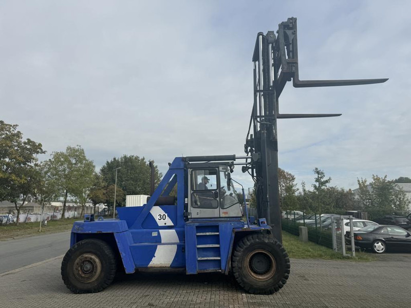 Kalmar DCD28-1200LB - Dieseltrukki: kuva Kalmar DCD28-1200LB - Dieseltrukki Kalmar DCD28-1200LB - Dieseltrukki: kuva Kalmar DCD28-1200LB - Dieseltrukki