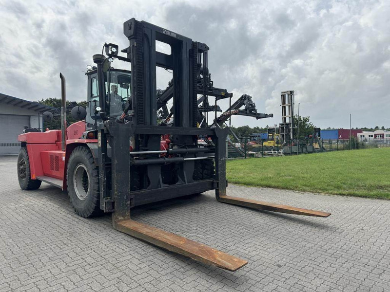 Kalmar DCG300-12LB - Dieseltrukki: kuva Kalmar DCG300-12LB - Dieseltrukki Kalmar DCG300-12LB - Dieseltrukki: kuva Kalmar DCG300-12LB - Dieseltrukki