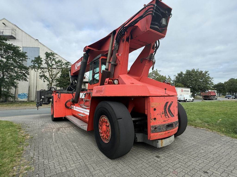 Kalmar DRD450-60C5 - Konttikurottajat: kuva Kalmar DRD450-60C5 - Konttikurottajat Kalmar DRD450-60C5 - Konttikurottajat: kuva Kalmar DRD450-60C5 - Konttikurottajat
