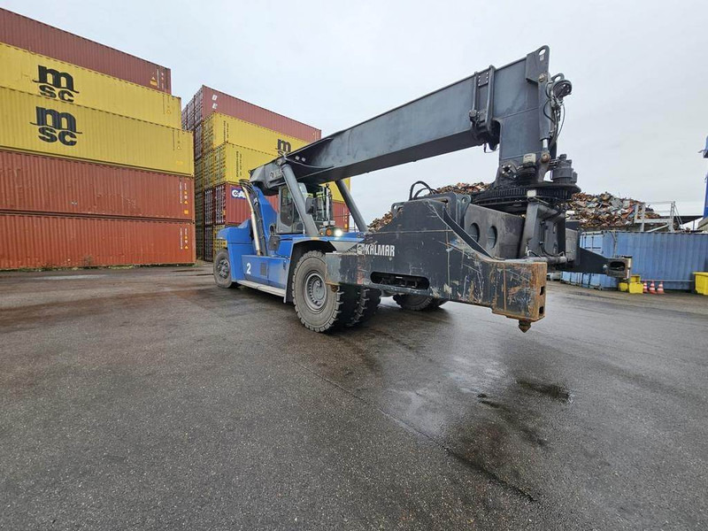 Kalmar DRG450-65S5 - Konttikurottajat: kuva Kalmar DRG450-65S5 - Konttikurottajat Kalmar DRG450-65S5 - Konttikurottajat: kuva Kalmar DRG450-65S5 - Konttikurottajat