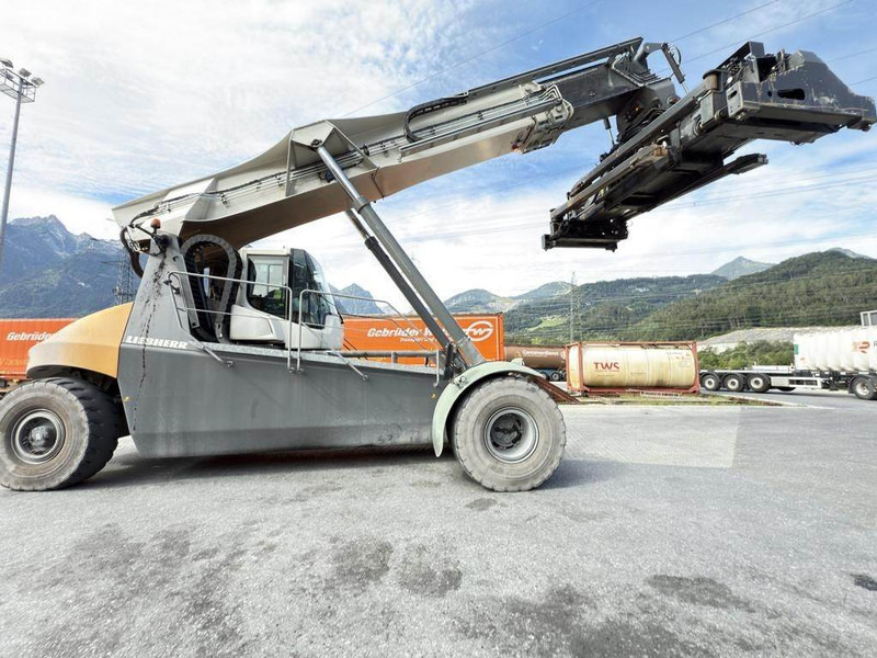Liebherr LRS545 Intermodal - Konttikurottajat: kuva Liebherr LRS545 Intermodal - Konttikurottajat Liebherr LRS545 Intermodal - Konttikurottajat: kuva Liebherr LRS545 Intermodal - Konttikurottajat
