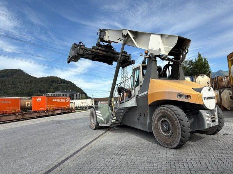 Liebherr LRS545 Intermodal - Konttikurottajat: kuva Liebherr LRS545 Intermodal - Konttikurottajat Liebherr LRS545 Intermodal - Konttikurottajat: kuva Liebherr LRS545 Intermodal - Konttikurottajat