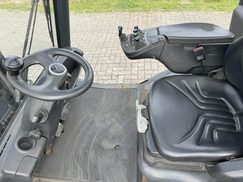 Dieseltrukki Linde H30D-02: kuva Dieseltrukki Linde H30D-02