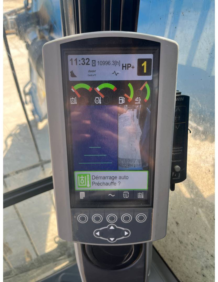 CAT 390F - Telakaivukone: kuva CAT 390F - Telakaivukone CAT 390F - Telakaivukone: kuva CAT 390F - Telakaivukone