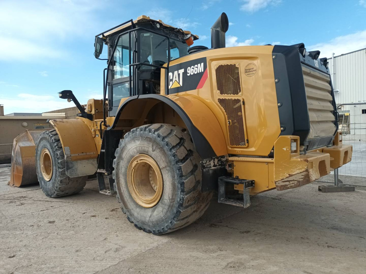 CAT 966M - Pyöräkuormaaja: kuva CAT 966M - Pyöräkuormaaja CAT 966M - Pyöräkuormaaja: kuva CAT 966M - Pyöräkuormaaja