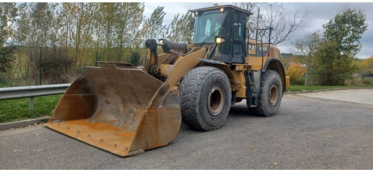 CAT 966M - Pyöräkuormaaja: kuva CAT 966M - Pyöräkuormaaja CAT 966M - Pyöräkuormaaja: kuva CAT 966M - Pyöräkuormaaja