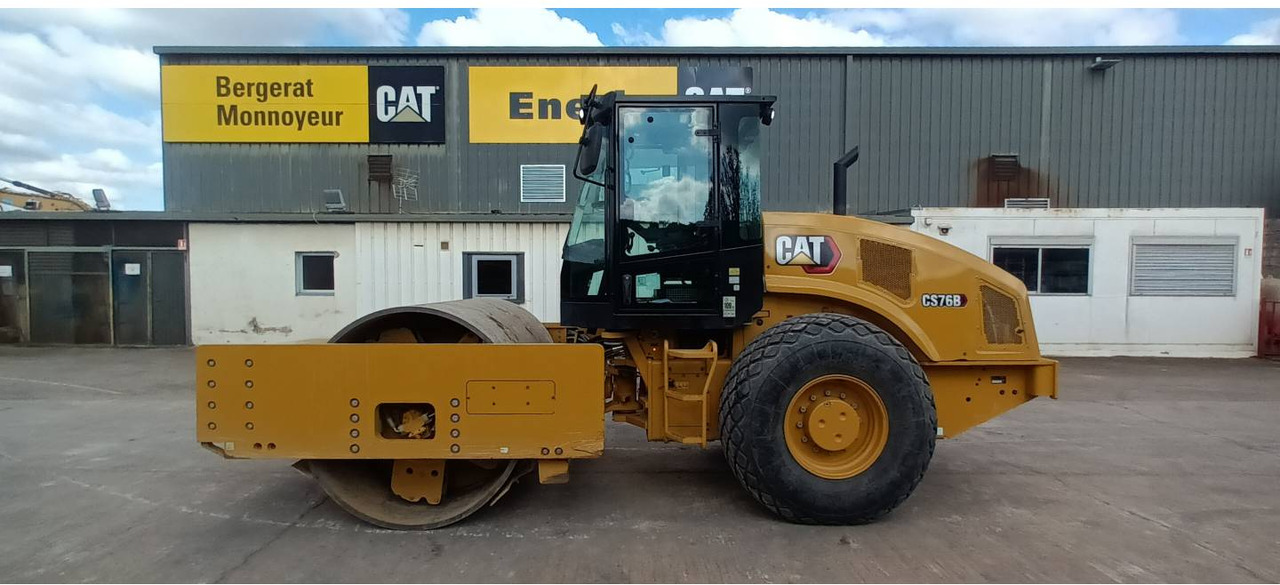 CAT CS76B 4F - Tiivistyskone: kuva CAT CS76B 4F - Tiivistyskone CAT CS76B 4F - Tiivistyskone: kuva CAT CS76B 4F - Tiivistyskone