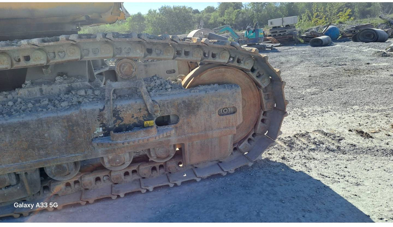 Telakaivukone KOMATSU PC700LC: kuva Telakaivukone KOMATSU PC700LC