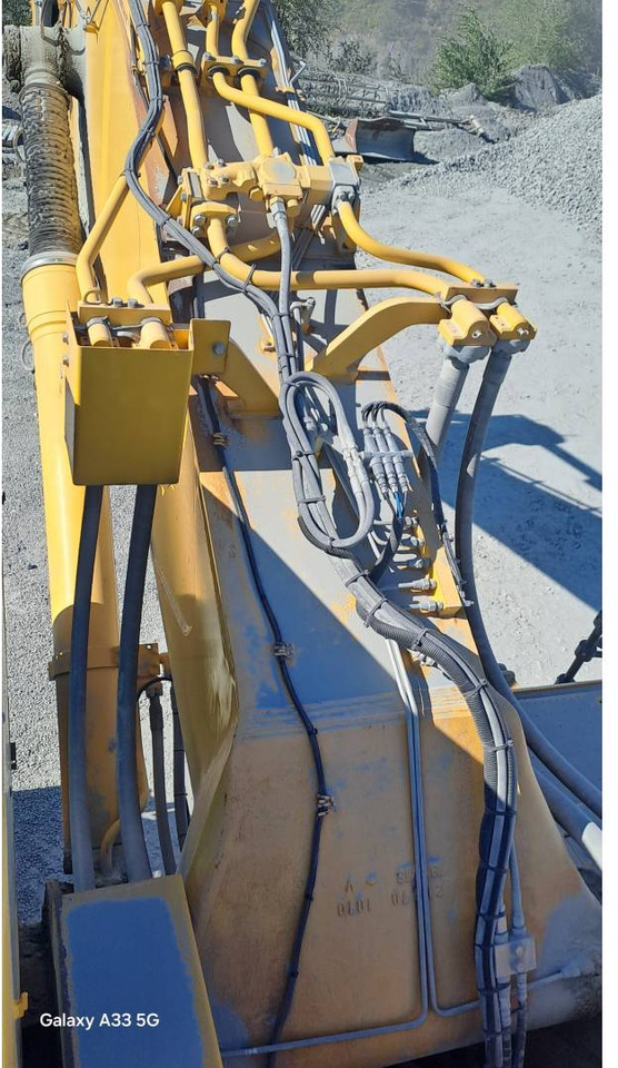 Telakaivukone KOMATSU PC700LC: kuva Telakaivukone KOMATSU PC700LC