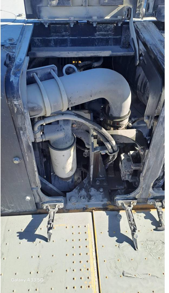 Telakaivukone KOMATSU PC700LC: kuva Telakaivukone KOMATSU PC700LC