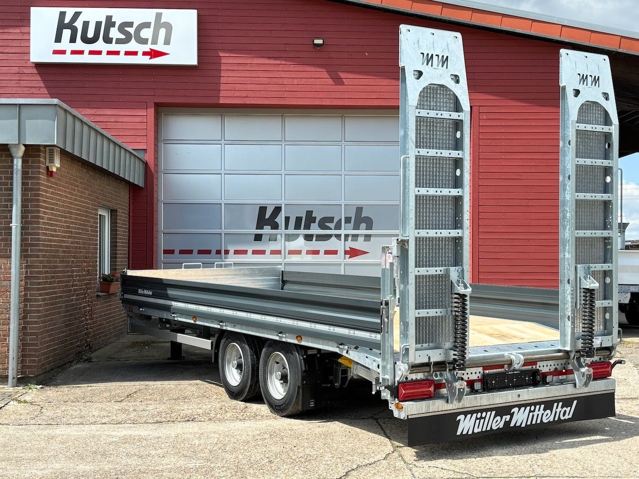 Müller-Mitteltal ETÜ-TA-R 11,9 Tieflader, LED, Rundumleuchte - Apuvaunu perävaunu: kuva Müller-Mitteltal ETÜ-TA-R 11,9 Tieflader, LED, Rundumleuchte - Apuvaunu perävaunu Müller-Mitteltal ETÜ-TA-R 11,9 Tieflader, LED, Rundumleuchte - Apuvaunu perävaunu: kuva Müller-Mitteltal ETÜ-TA-R 11,9 Tieflader, LED, Rundumleuchte - Apuvaunu perävaunu