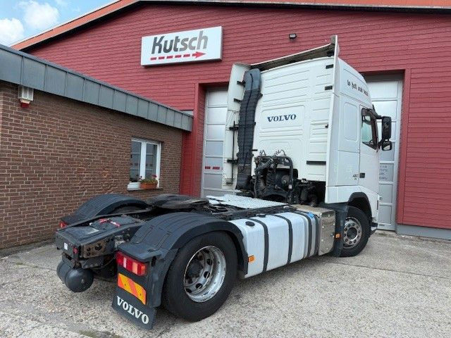 Volvo FH 460 Globetrotter XL - Vetopöytäauto: kuva Volvo FH 460 Globetrotter XL - Vetopöytäauto Volvo FH 460 Globetrotter XL - Vetopöytäauto: kuva Volvo FH 460 Globetrotter XL - Vetopöytäauto