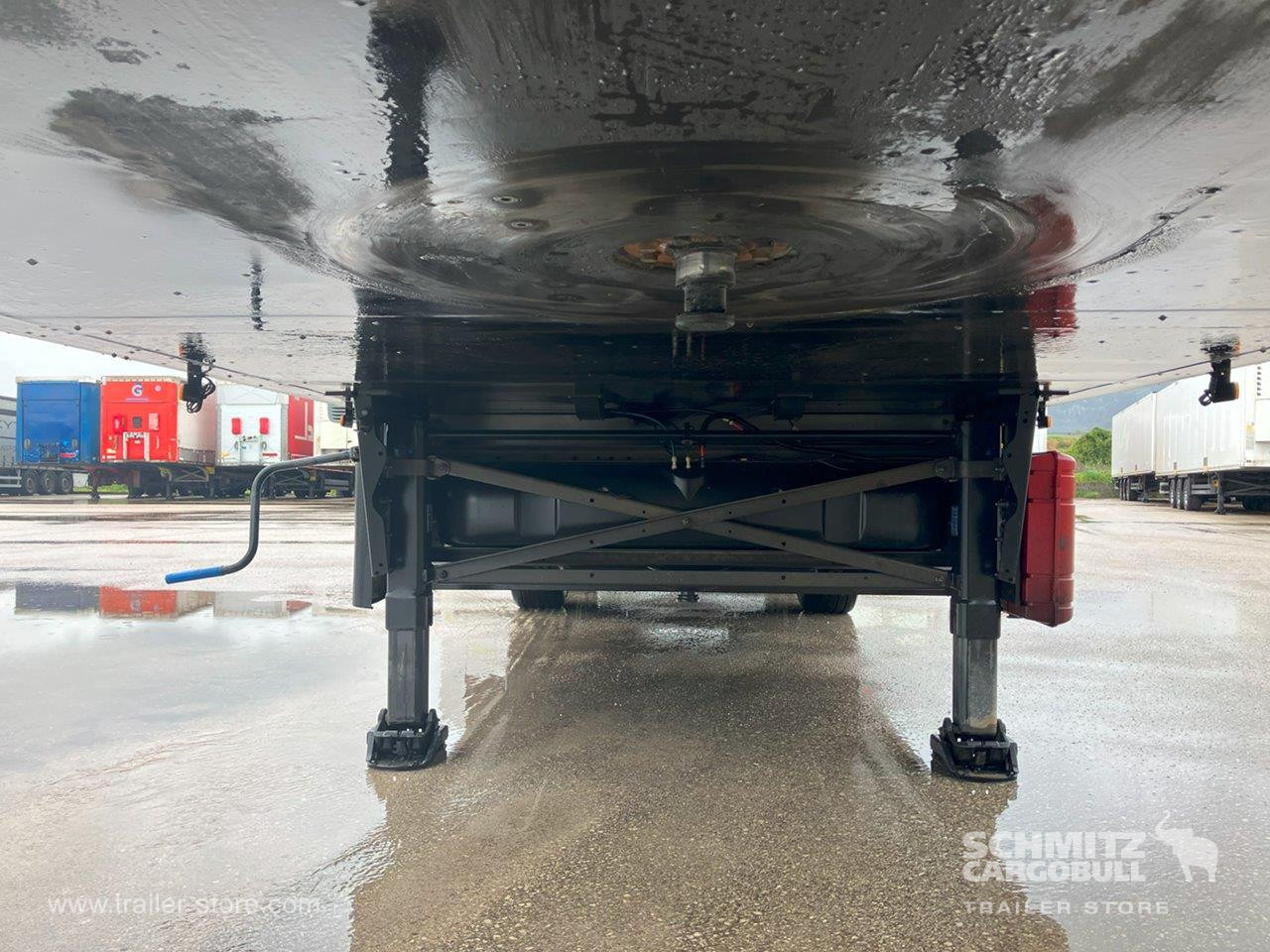 SCHMITZ Semiremolque Frigo Standard Double deck - Isoterminen puoliperävaunu: kuva SCHMITZ Semiremolque Frigo Standard Double deck - Isoterminen puoliperävaunu SCHMITZ Semiremolque Frigo Standard Double deck - Isoterminen puoliperävaunu: kuva SCHMITZ Semiremolque Frigo Standard Double deck - Isoterminen puoliperävaunu