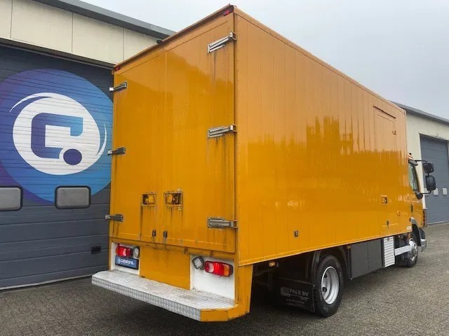 DAF LF 45.160 4x2 Euro 5 EEV - Year 2008 - Mobiele werkplaats - Bakwagen - Closed box - Km 268.123 - Umpikori kuorma-auto: kuva DAF LF 45.160 4x2 Euro 5 EEV - Year 2008 - Mobiele werkplaats - Bakwagen - Closed box - Km 268.123 - Umpikori kuorma-auto DAF LF 45.160 4x2 Euro 5 EEV - Year 2008 - Mobiele werkplaats - Bakwagen - Closed box - Km 268.123 - Umpikori kuorma-auto: kuva DAF LF 45.160 4x2 Euro 5 EEV - Year 2008 - Mobiele werkplaats - Bakwagen - Closed box - Km 268.123 - Umpikori kuorma-auto