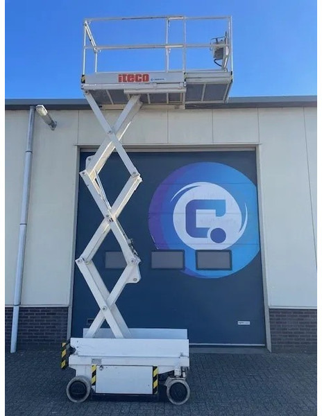 Iteco IG 4080 Schaarhoogwerker Abeitsbuhne - Skylift - Year 2001 - High 6.2 meter - Saksilava: kuva Iteco IG 4080 Schaarhoogwerker Abeitsbuhne - Skylift - Year 2001 - High 6.2 meter - Saksilava Iteco IG 4080 Schaarhoogwerker Abeitsbuhne - Skylift - Year 2001 - High 6.2 meter - Saksilava: kuva Iteco IG 4080 Schaarhoogwerker Abeitsbuhne - Skylift - Year 2001 - High 6.2 meter - Saksilava