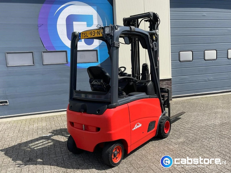 Linde E18PH-01 Elektrische hef truck - Electric Forklift - Year 2011- Side shift - Vorkverstelling - Vastapainotrukki: kuva Linde E18PH-01 Elektrische hef truck - Electric Forklift - Year 2011- Side shift - Vorkverstelling - Vastapainotrukki Linde E18PH-01 Elektrische hef truck - Electric Forklift - Year 2011- Side shift - Vorkverstelling - Vastapainotrukki: kuva Linde E18PH-01 Elektrische hef truck - Electric Forklift - Year 2011- Side shift - Vorkverstelling - Vastapainotrukki