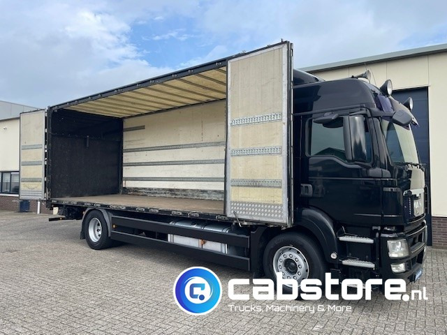MAN TGS 18.360 4X2 BL Euro 4 - zijlader - Bouwjaar 2008 - Automaat - 2.000 kg laadklep - AHW koppeling - Umpikori kuorma-auto: kuva MAN TGS 18.360 4X2 BL Euro 4 - zijlader - Bouwjaar 2008 - Automaat - 2.000 kg laadklep - AHW koppeling - Umpikori kuorma-auto MAN TGS 18.360 4X2 BL Euro 4 - zijlader - Bouwjaar 2008 - Automaat - 2.000 kg laadklep - AHW koppeling - Umpikori kuorma-auto: kuva MAN TGS 18.360 4X2 BL Euro 4 - zijlader - Bouwjaar 2008 - Automaat - 2.000 kg laadklep - AHW koppeling - Umpikori kuorma-auto
