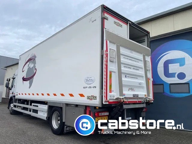 Renault D-19 Wide 4x2 Koelwagen D 19 Wide 4x2 Euro 6 Koelwagen - HANDGESCHAKELD - Kuhlkoffer - Frigo -Thermobox - Year 2015 - CHEREAU BOX - CARRIER Supra 850U - GOOD CONDITION - Refrigeraattori kuorma-auto: kuva Renault D-19 Wide 4x2 Koelwagen D 19 Wide 4x2 Euro 6 Koelwagen - HANDGESCHAKELD - Kuhlkoffer - Frigo -Thermobox - Year 2015 - CHEREAU BOX - CARRIER Supra 850U - GOOD CONDITION - Refrigeraattori kuorma-auto Renault D-19 Wide 4x2 Koelwagen D 19 Wide 4x2 Euro 6 Koelwagen - HANDGESCHAKELD - Kuhlkoffer - Frigo -Thermobox - Year 2015 - CHEREAU BOX - CARRIER Supra 850U - GOOD CONDITION - Refrigeraattori kuorma-auto: kuva Renault D-19 Wide 4x2 Koelwagen D 19 Wide 4x2 Euro 6 Koelwagen - HANDGESCHAKELD - Kuhlkoffer - Frigo -Thermobox - Year 2015 - CHEREAU BOX - CARRIER Supra 850U - GOOD CONDITION - Refrigeraattori kuorma-auto
