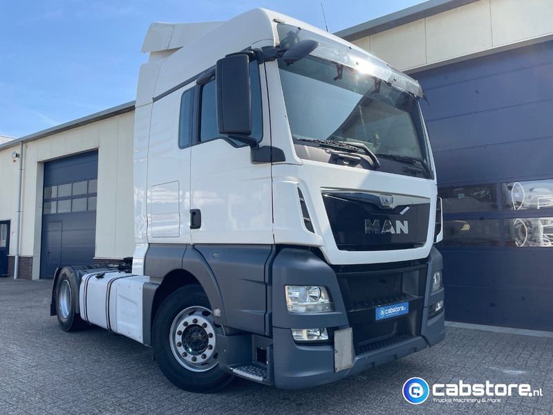 MAN TGX 18.440 4x2 BLS Euro 6 - XLX cabine - Bouwjaar 2014 - Smart Tacho - 2x Dieseltanks - Very good tyres - Vetopöytäauto: kuva MAN TGX 18.440 4x2 BLS Euro 6 - XLX cabine - Bouwjaar 2014 - Smart Tacho - 2x Dieseltanks - Very good tyres - Vetopöytäauto MAN TGX 18.440 4x2 BLS Euro 6 - XLX cabine - Bouwjaar 2014 - Smart Tacho - 2x Dieseltanks - Very good tyres - Vetopöytäauto: kuva MAN TGX 18.440 4x2 BLS Euro 6 - XLX cabine - Bouwjaar 2014 - Smart Tacho - 2x Dieseltanks - Very good tyres - Vetopöytäauto