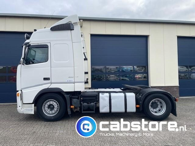 Volvo FH 400 4X2 Euro 5 - VEB+ Brake - Globetrotter - I-Shift - 2 tanks - Bouwjaar 2007 - Km 1.097.798 - Vetopöytäauto: kuva Volvo FH 400 4X2 Euro 5 - VEB+ Brake - Globetrotter - I-Shift - 2 tanks - Bouwjaar 2007 - Km 1.097.798 - Vetopöytäauto Volvo FH 400 4X2 Euro 5 - VEB+ Brake - Globetrotter - I-Shift - 2 tanks - Bouwjaar 2007 - Km 1.097.798 - Vetopöytäauto: kuva Volvo FH 400 4X2 Euro 5 - VEB+ Brake - Globetrotter - I-Shift - 2 tanks - Bouwjaar 2007 - Km 1.097.798 - Vetopöytäauto