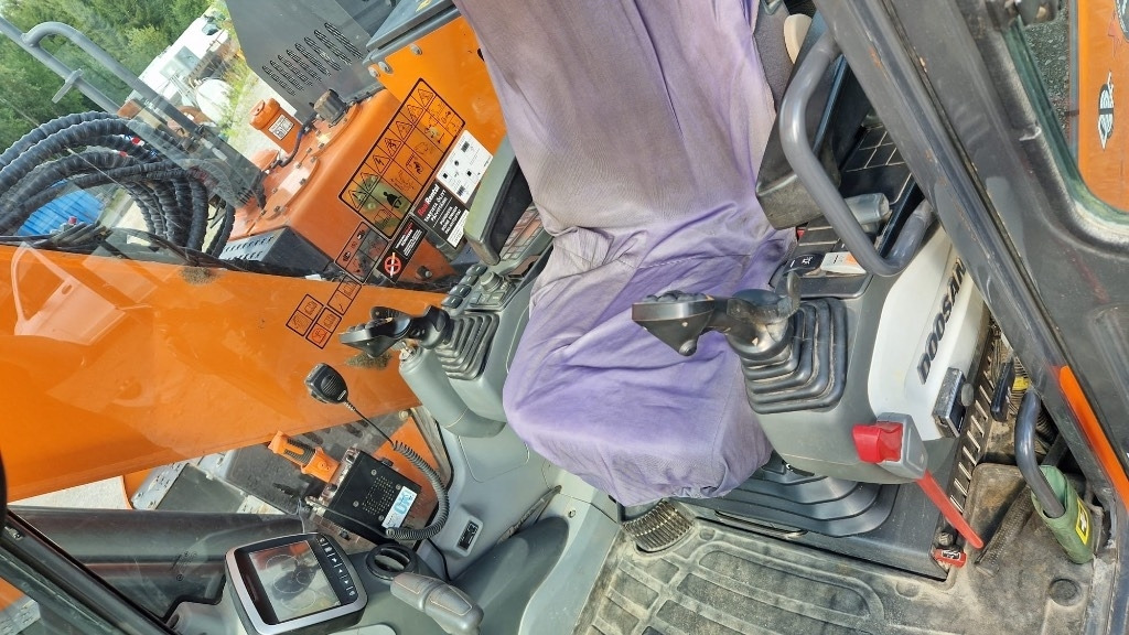 Telakaivukone Doosan DX 140 LCR: kuva Telakaivukone Doosan DX 140 LCR