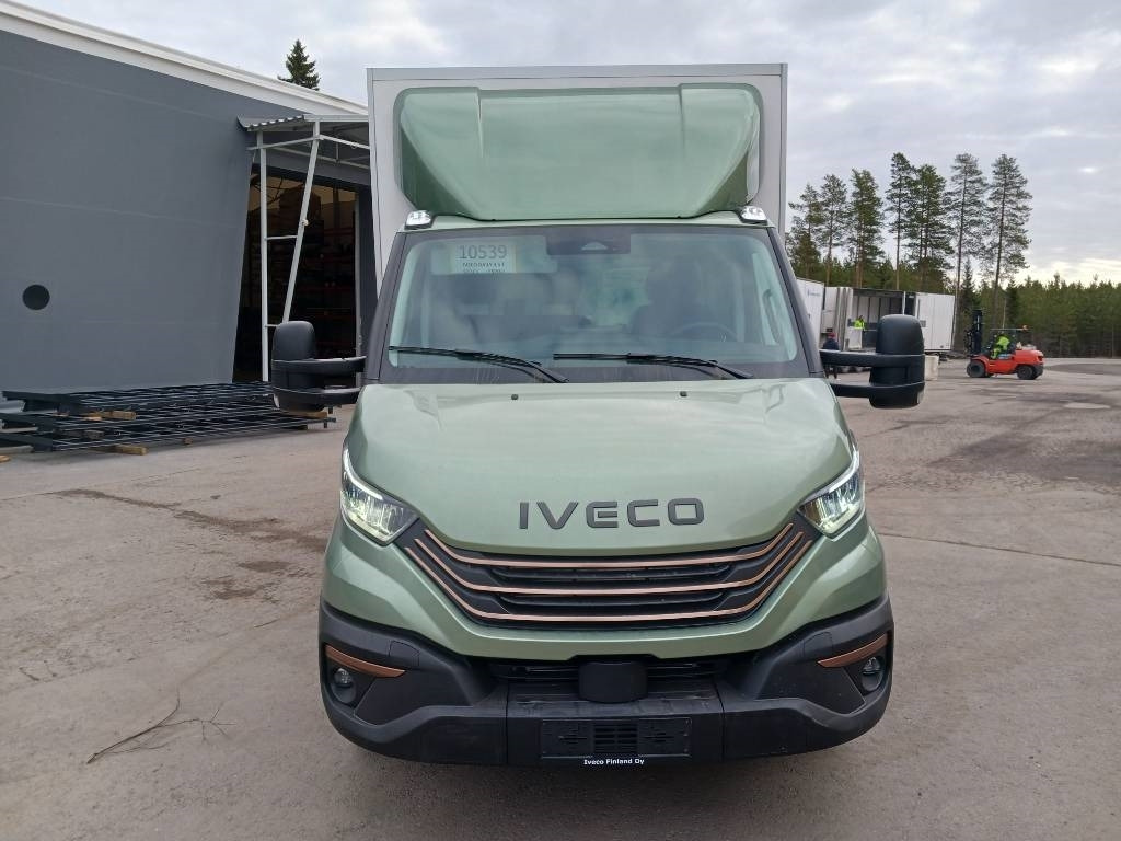 Iveco Daily 35S18A8 - Pakettiauto: kuva Iveco Daily 35S18A8 - Pakettiauto Iveco Daily 35S18A8 - Pakettiauto: kuva Iveco Daily 35S18A8 - Pakettiauto