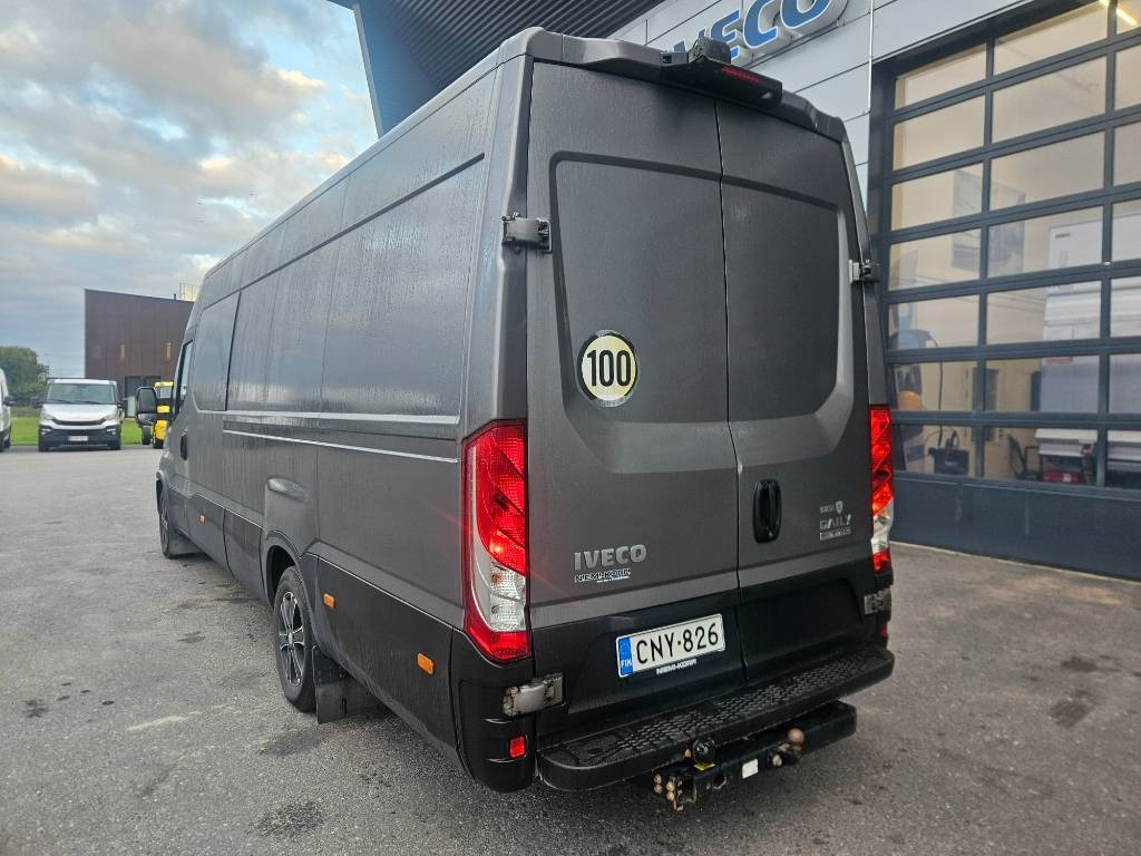 Iveco Daily 35S21A8 5hlö retkis - Pakettiauto: kuva Iveco Daily 35S21A8 5hlö retkis - Pakettiauto Iveco Daily 35S21A8 5hlö retkis - Pakettiauto: kuva Iveco Daily 35S21A8 5hlö retkis - Pakettiauto