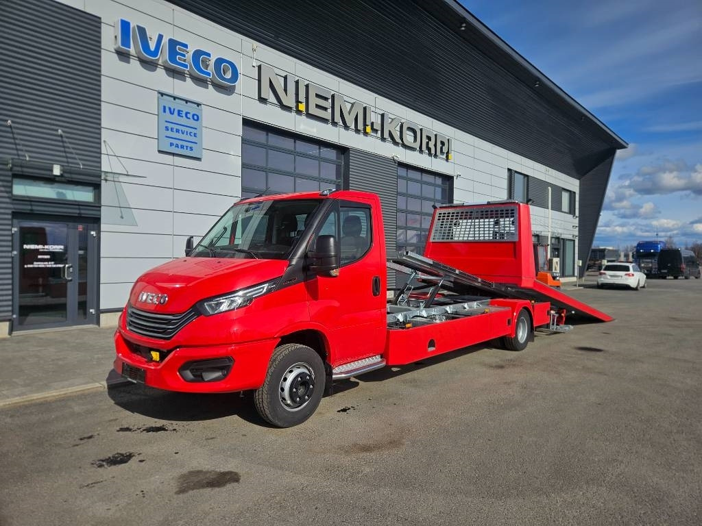 Iveco Daily 72 C180 nopeaan toimitukseen - Hinausauto: kuva Iveco Daily 72 C180 nopeaan toimitukseen - Hinausauto Iveco Daily 72 C180 nopeaan toimitukseen - Hinausauto: kuva Iveco Daily 72 C180 nopeaan toimitukseen - Hinausauto
