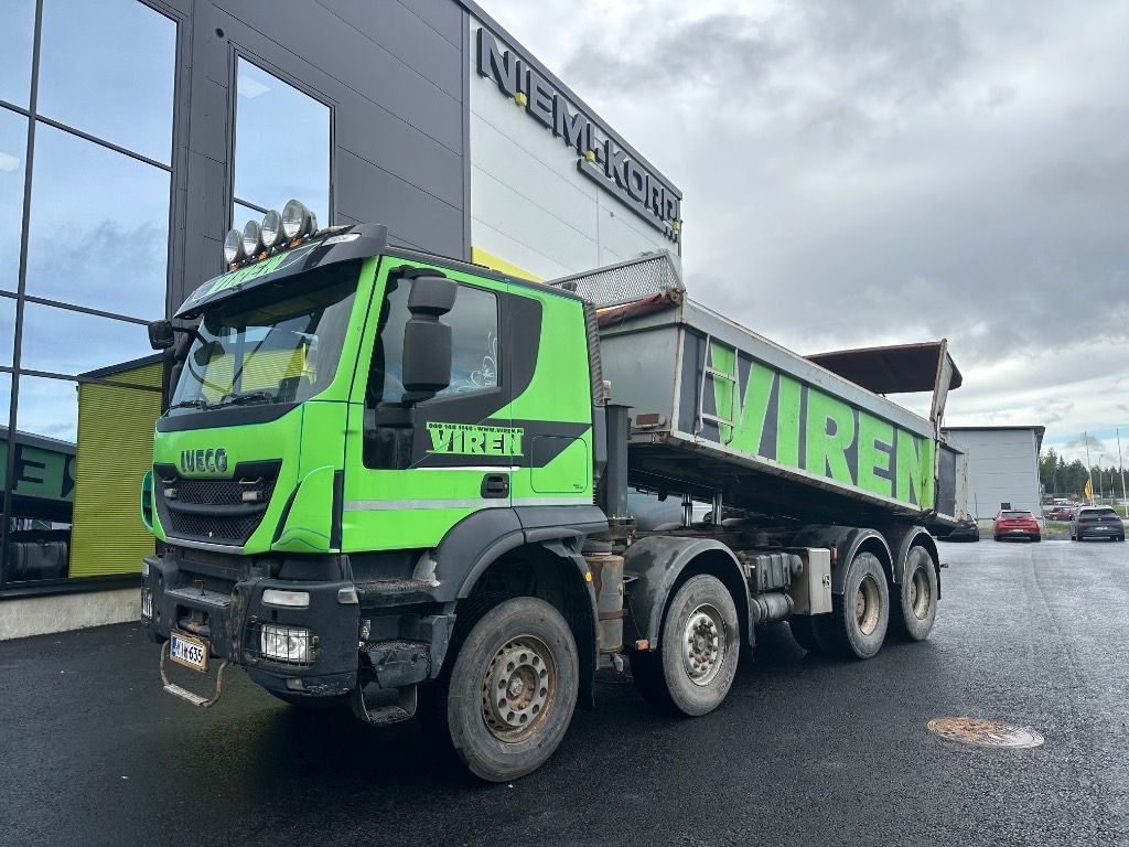 Iveco Trakker 410T50 8x4 - Kippiauto kuorma-auto: kuva Iveco Trakker 410T50 8x4 - Kippiauto kuorma-auto Iveco Trakker 410T50 8x4 - Kippiauto kuorma-auto: kuva Iveco Trakker 410T50 8x4 - Kippiauto kuorma-auto