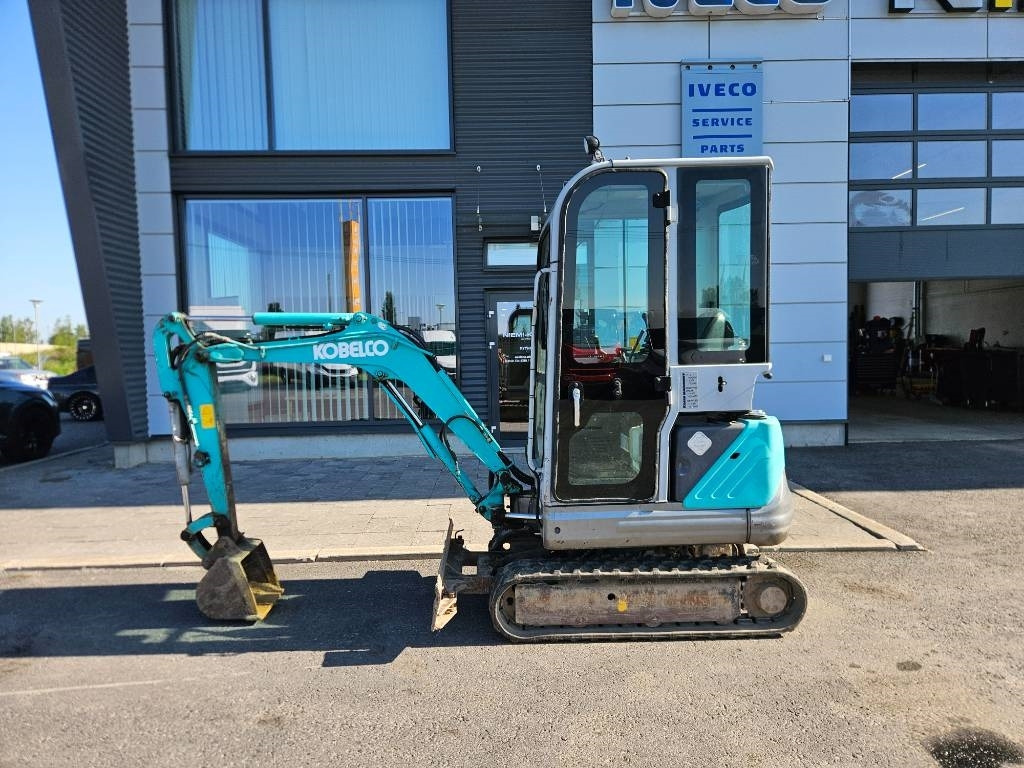Kobelco SK 16 - Minikuormaaja: kuva Kobelco SK 16 - Minikuormaaja Kobelco SK 16 - Minikuormaaja: kuva Kobelco SK 16 - Minikuormaaja